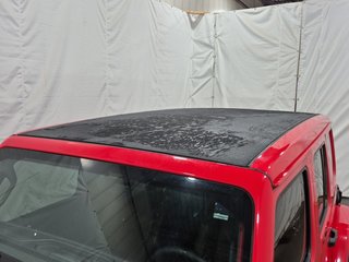 2023 Jeep Wrangler 4xe Rubicon 4XE  Sky One Touch in St-Jean-Sur-Richelieu, Quebec - 5 - w320h240cpx