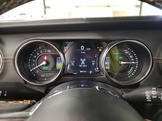 Jeep Wrangler 4xe High Altitude 4XE Branchable SKYVIEW 2023 à St-Jean-Sur-Richelieu, Québec - 3 - w320h240cpx