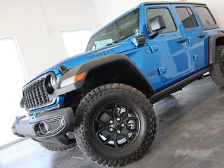 Wrangler 4xe WILLYS 2024 à Sherbrooke, Québec - 2 - w320h240cpx