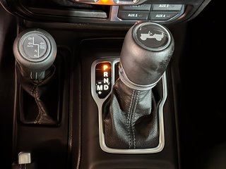 Jeep Wrangler 4xe HIGH ALTITUDE 4XE // SKY ONE-TOUCH // CUIR 2024 à St-Jean-Sur-Richelieu, Québec - 6 - w320h240cpx