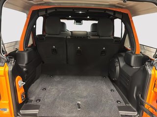 2025 Jeep Wrangler 4XE WILLYS in Sherbrooke, Quebec - 6 - w320h240cpx