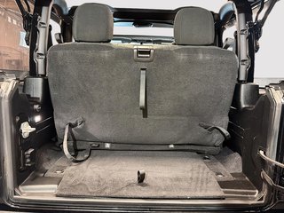 2021 Jeep Wrangler Sport in St-Jean-Sur-Richelieu, Quebec - 6 - w320h240cpx