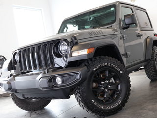 Wrangler Willys Sport 3.6L V6 4X4 2023 à St-Jean-Sur-Richelieu, Québec - 2 - w320h240cpx