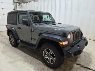 Jeep Wrangler Sport S 3.6L V6 4X4 2023 à St-Jean-Sur-Richelieu, Québec - 6 - w320h240cpx
