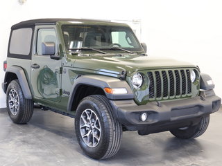 Jeep Wrangler Sport S 4X4 CLIMATISEUR 2024 à St-Jean-Sur-Richelieu, Québec - 4 - w320h240cpx