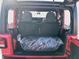 Jeep Wrangler Sport Climatiseur 2024 à St-Jean-Sur-Richelieu, Québec - 6 - w320h240cpx