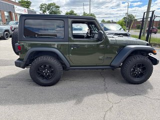 Jeep Wrangler Willys 4x4 Tech + Confort 2024 à St-Jean-Sur-Richelieu, Québec - 4 - w320h240cpx