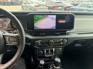 2024 Jeep Wrangler Sport S in St-Jean-Sur-Richelieu, Quebec - 5 - w320h240cpx