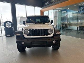 2025 Jeep Wrangler SPORT S in St-Jean-Sur-Richelieu, Quebec - 2 - w320h240cpx