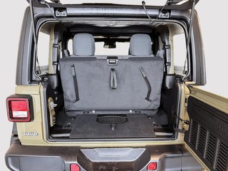 Jeep Wrangler WILLYS 2026 à St-Jean-Sur-Richelieu, Québec - 6 - w320h240cpx