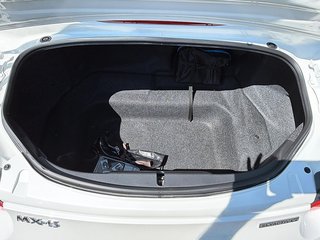 2023 Mazda MX-5 GS in St-Jean-Sur-Richelieu, Quebec - 6 - w320h240cpx