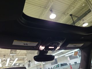 MINI 3 Door Cooper SE 100% Electric Premium 2023 à St-Jean-Sur-Richelieu, Québec - 4 - w320h240cpx