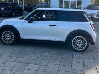 MINI 3 Door Cooper C 2025 à St-Jean-Sur-Richelieu, Québec - 3 - w320h240cpx