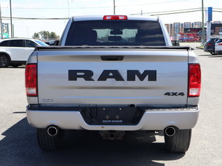 Ram 1500 Classic Express+Crew Cab+Night+Temps Froid+Remorquage 2020 à St-Jean-Sur-Richelieu, Québec - 6 - w320h240cpx