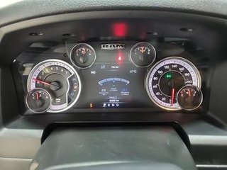 Ram 1500 Classic Express CrewCab 2021 à St-Jean-Sur-Richelieu, Québec - 6 - w320h240cpx