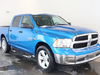 Ram 1500 Classic SLT - V8 - CREWCAB 2022 à St-Jean-Sur-Richelieu, Québec - 4 - w320h240cpx