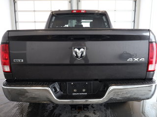 2022 Ram 1500 Classic SLT CREWCAB V8 4X4 in St-Jean-Sur-Richelieu, Quebec - 6 - w320h240cpx