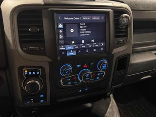 2023 Ram 1500 Classic TRADESMAN CREWCAB V6 4X4 in St-Jean-Sur-Richelieu, Quebec - 3 - w320h240cpx