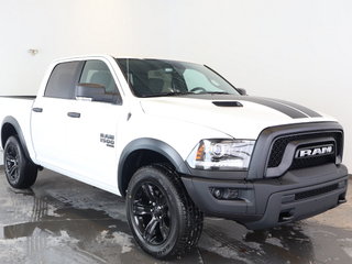 2024 Ram 1500 Classic WARLOCK in Sherbrooke, Quebec - 4 - w320h240cpx