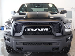 2024 Ram 1500 Classic WARLOCK in Sherbrooke, Quebec - 3 - w320h240cpx