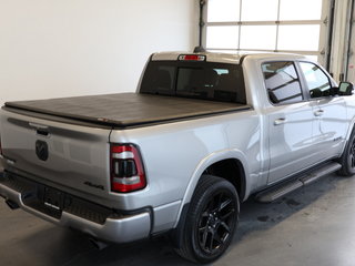 2022  1500 Laramie Night CrewCab V8 4X4 in St-Jean-Sur-Richelieu, Quebec - 6 - w320h240cpx