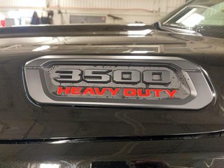 2026 Ram 3500 BIG HORN in Sherbrooke, Quebec - 6 - w320h240cpx