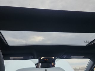 2024 Toyota BZ4X XLE AWD CUIR TOIT-PANORAMIQUE in St-Jean-Sur-Richelieu, Quebec - 4 - w320h240cpx