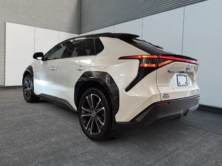 Toyota BZ4X XLE AWD CUIR TOIT-PANORAMIQUE 2024 à St-Jean-Sur-Richelieu, Québec - 4 - w320h240cpx