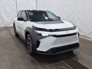 Toyota BZ4X XLE AWD TOIT-PANORAMIQUE 2023 à St-Jean-Sur-Richelieu, Québec - 6 - w320h240cpx