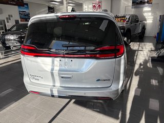Chrysler Pacifica Hybrid PREMIUM S APPEARANCE 2024 à Paspébiac, Québec - 3 - w320h240cpx