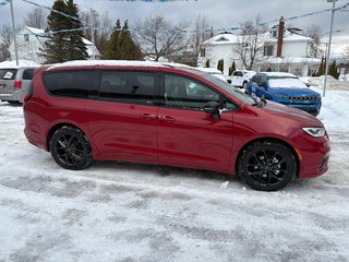 2026 Chrysler Pacifica SELECT in Paspébiac, Quebec - 4 - w320h240cpx