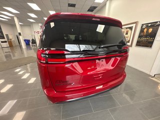2026 Chrysler Pacifica SELECT in Paspébiac, Quebec - 6 - w320h240cpx