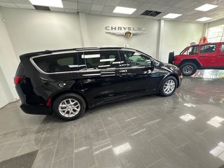 2026 Chrysler Pacifica SELECT in Paspébiac, Quebec - 4 - w320h240cpx