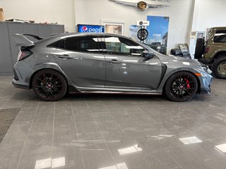 2021 Honda Civic Type R in Paspébiac, Quebec - 5 - w320h240cpx