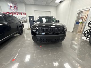 Jeep Cherokee LIMITED 2026 à Paspébiac, Québec - 2 - w320h240cpx