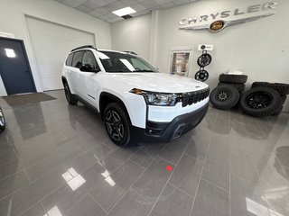 Jeep Cherokee LAREDO 2026 à Paspébiac, Québec - 3 - w320h240cpx