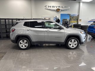 2022 Jeep Compass North in Paspébiac, Quebec - 4 - w320h240cpx