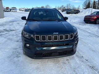2026 Jeep Compass NORTH in Paspébiac, Quebec - 2 - w320h240cpx