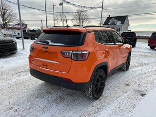 2026 Jeep Compass NORTH in Paspébiac, Quebec - 5 - w320h240cpx