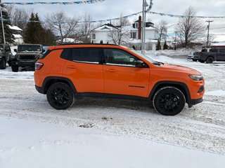 2026 Jeep Compass NORTH in Paspébiac, Quebec - 4 - w320h240cpx