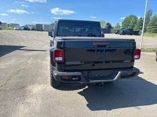 Jeep Gladiator WILLYS 2025 à Paspébiac, Québec - 6 - w320h240cpx