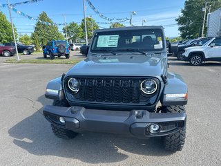 Jeep Gladiator WILLYS 2025 à Paspébiac, Québec - 2 - w320h240cpx