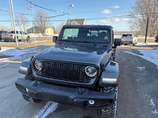 Jeep Gladiator WILLYS 2026 à Paspébiac, Québec - 2 - w320h240cpx