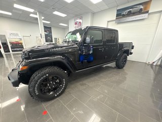 2026 Jeep Gladiator WILLYS in Paspébiac, Quebec - 6 - w320h240cpx