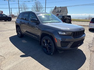 Jeep Grand Cherokee LAREDO ALTITUDE 2025 à Paspébiac, Québec - 3 - w320h240cpx