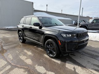 Jeep Grand Cherokee ALTITUDE 2026 à Paspébiac, Québec - 3 - w320h240cpx