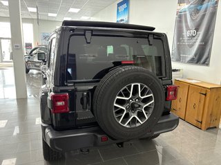 Jeep Wrangler 4-Door SAHARA 2025 à Paspébiac, Québec - 5 - w320h240cpx