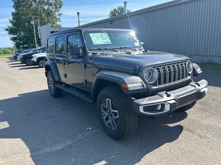 Jeep WRANGLER 4-Door SAHARA 2025 à Paspébiac, Québec - 3 - w320h240cpx