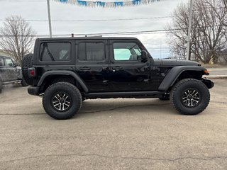 2026 Jeep Wrangler 4-Door WILLYS in Paspébiac, Quebec - 4 - w320h240cpx