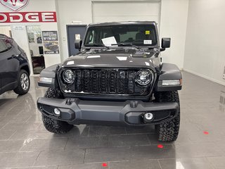 Jeep Wrangler 4-Door WILLYS 2026 à Paspébiac, Québec - 2 - w320h240cpx